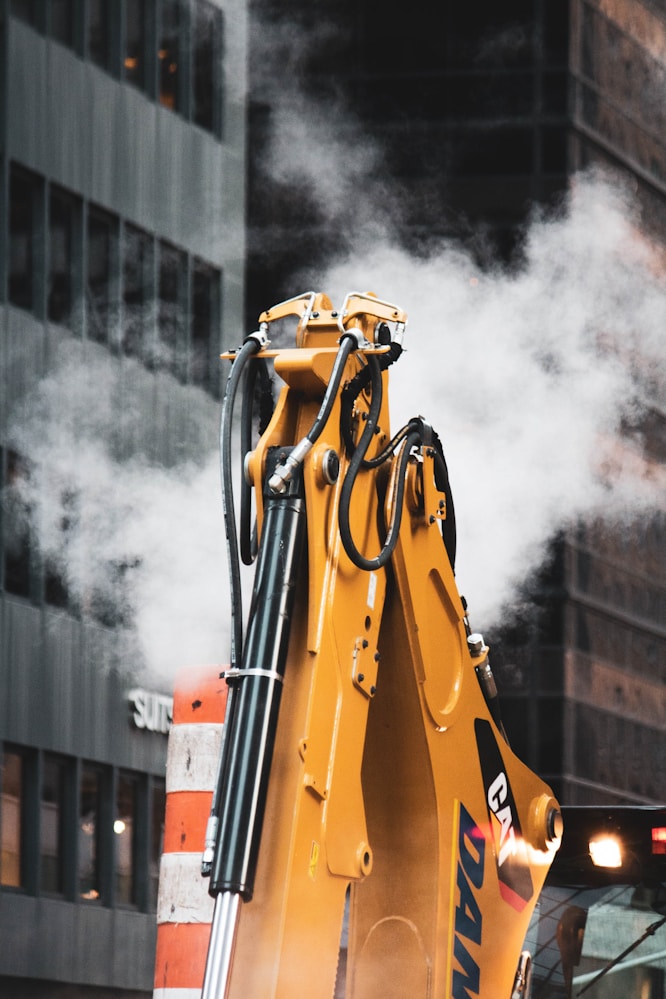 5 Signs Your Hydraulic Oil Needs Replacement